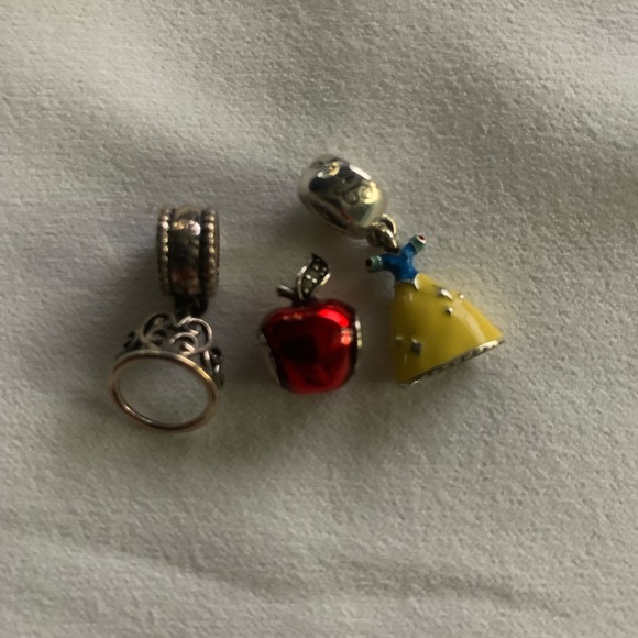 Pandora Disney Snow White Charm set - Picture 1 of 10